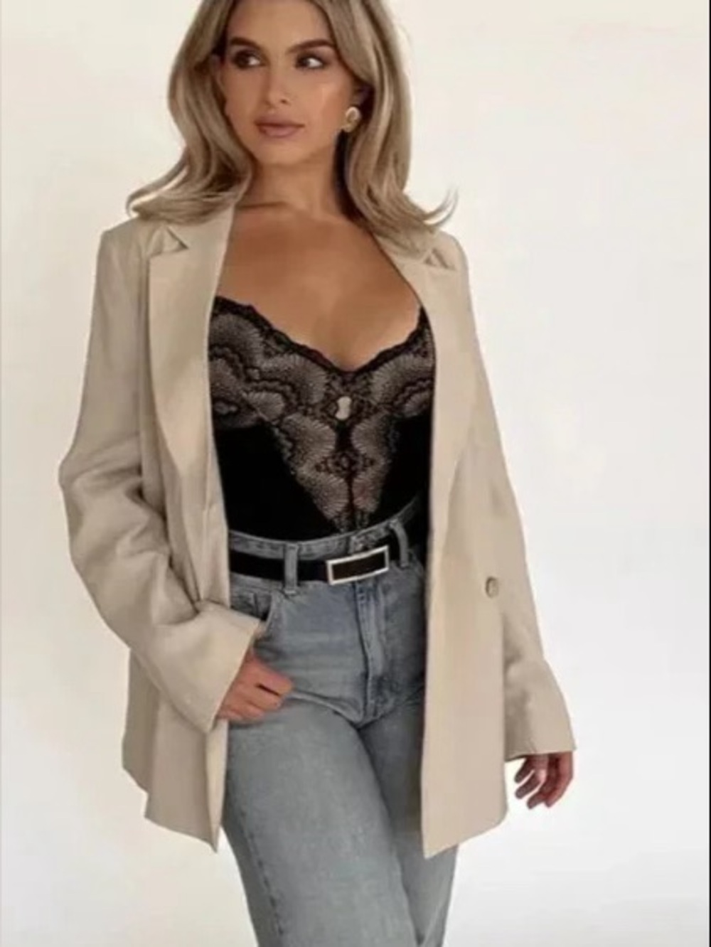 Pinsy Sculpting Lace Shapewear Bodysuit, 2X Long, Black, Light/Medium Tan Lining - Picture 3 of 10